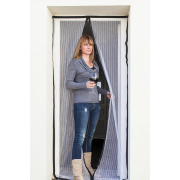 S� proti hmyzu do dve�� 210 x 100 cm, s magnety b�l�